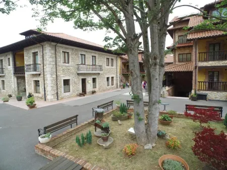 Hotel & Spa María Manuela Отели в г. Escobal