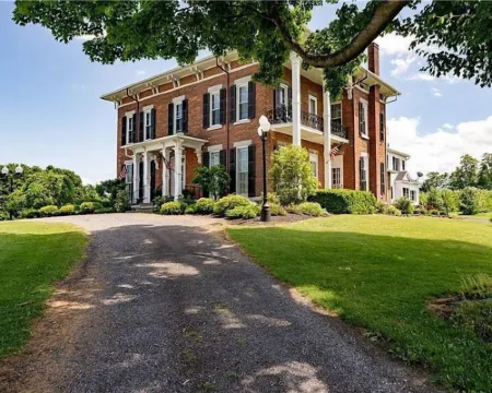 The Inn at Burnap's Hotéis em Sodus