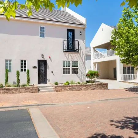 Highlander 4 Bedroom Townhouse