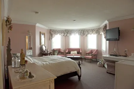 Chez Dube Country Inn Отели в г. Форт Макмюррей