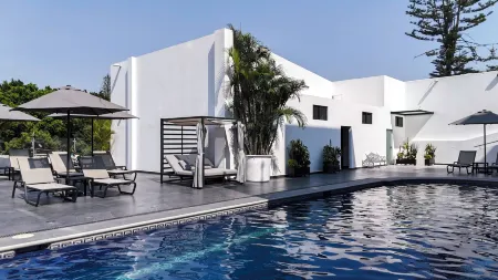 Casa Tabachín Отели рядом с достопримечательностью «Costco Wholesale Cuernavaca»