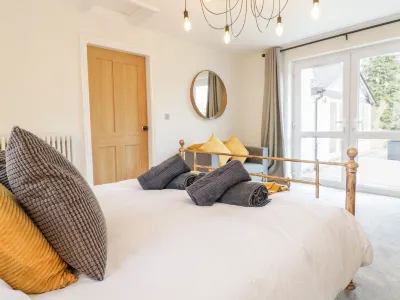 Cooper's Rest Hotels in 