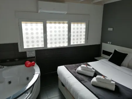 Gredos Loft Отели в г. Канделеда