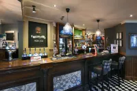 Oaklands Hotel Hotels in Elton