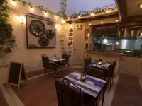 Life is Good Cartagena Hostel Hotels near Centenary Park