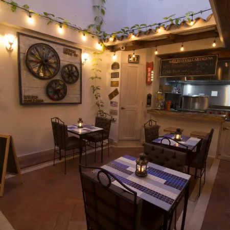 Life is Good Cartagena Hostel Отели рядом с достопримечательностью «Центр»