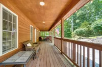 Cozy Tennessee Lake House w/ Grill & Fire Pit! - 3-Star