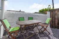 2 Tregof Terrace