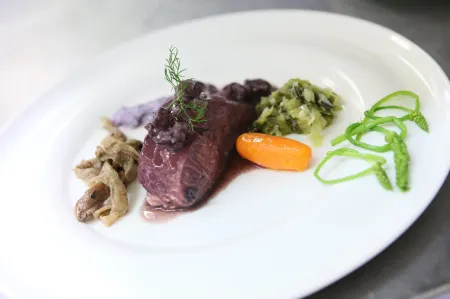 Logis Auberge de la Treille Отели в г. Блере