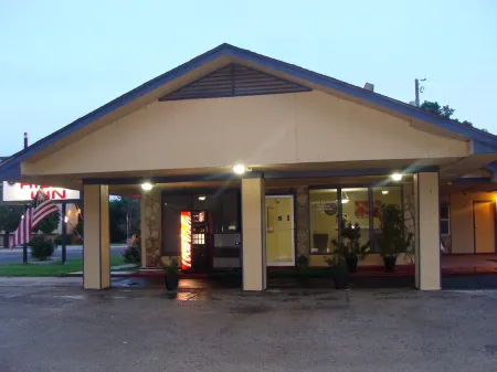 Hico Hills Inn Отели в г. Хико