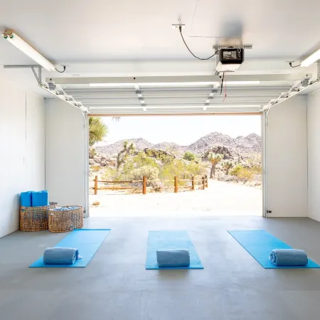 Sukha Life Retreat - Beautiful Views, Close to Jtnp W/Hot Tub! 2 Bedroom Home by RedAwning