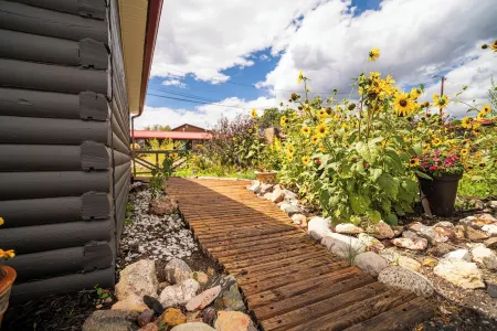 Lodge at Poncha Springs