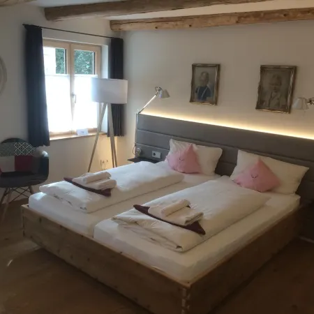 Zum Hirschen - Hotel & Gasthaus Beim stöckeler