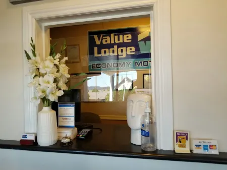 Value Lodge Motel Отели в г. Ледисмит
