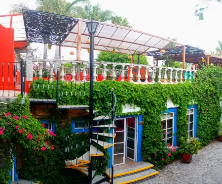 Mesón Yollotl Отели в г. Сан Хуан Куаутлансинго