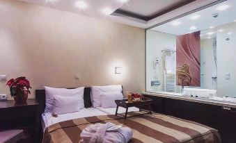 City Boutique Hotel