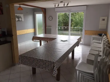 Fully equipped cottage - for 20 people - in Mont-Saint-Michel bay Отели в г. Авранш