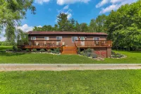 [City] Farm w/ 120 Acres, Mtn & Water Views! - Boutique