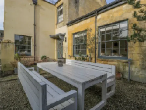 Cotswold House