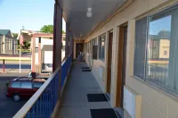 Village Inn Green Bay