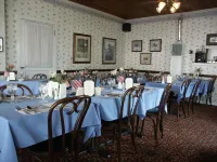 Bridgeport Inn