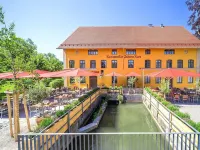 Hotel Kunstmühle Hotels in Unterallgau
