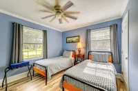 Family-Friendly New Bern Home with Backyard!