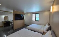 Hotel Pine Hotel di Uljin