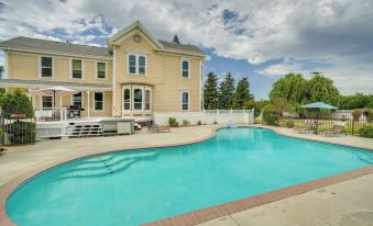Modesto Mansion on 2 Acres - Great for Families!