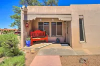 Traditional-Style Adobe Casita - Walk to Dtwn - Condos