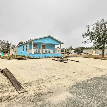 Family-Friendly Home, Walk to Steinhatchee River!