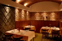 Dom Casimi Các khách sạn ở 