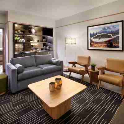 The Westley Calgary Downtown, Tapestry Collection by Hilton Rooms