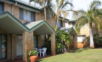 Aqua Villa Holiday Apartments