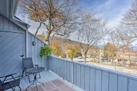 All-Season Base in Beech Mountain - 3-Star
