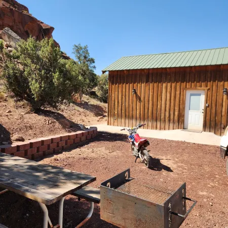 The Rocky Mountain Cabin