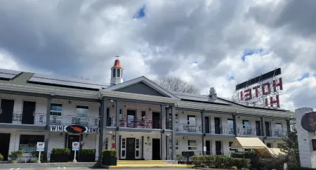 Hotel Hi-Ho - Contactless Check-IN Отели в г. Фэрфилд