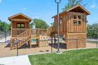 Table Rock Lake Access and Indoor Pool - Charming Cozy Getaway Hotels in Kimberling City