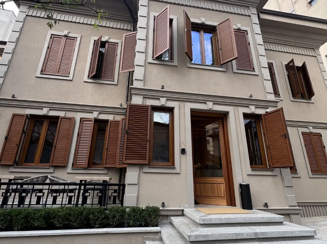 Faces & Places Boutique Hotel - Tirana