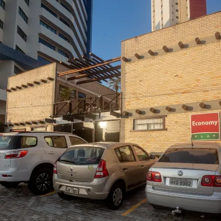 Economy Flat