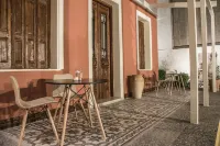 梅迪納港精品飯店 - 限成人 伊拉克利翁住宿飯店