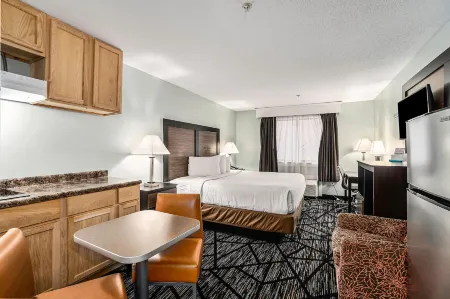 Baymont by Wyndham Grand Haven Отели в г. Спринг-Лейк