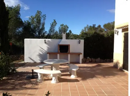 Nice and quiet apartment near the beach Отели рядом с достопримечательностью «Porto Cristo sign»