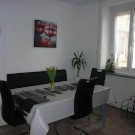 Geranium Apartment