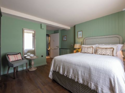 The George and Dragon - A Heartwood Inn