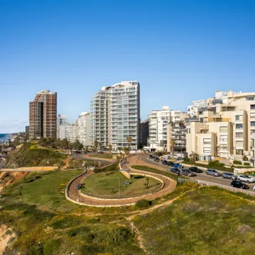 Netanya Beach & Pool Comfort Stay Отели в г. Шарон