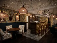 Poacher's Arms Hotels in Hope