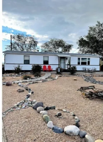 The Ranch-close to airport & fairgrounds 016290