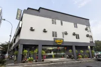 Smile Hotel Selayang Point Hotel dekat pusat tuisyen akademi prima