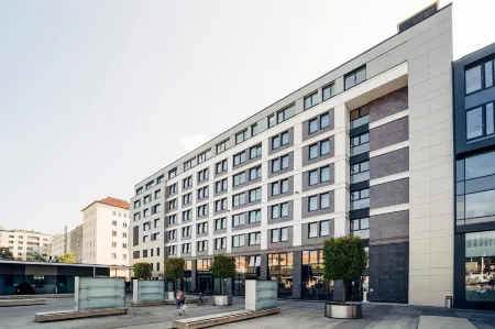 Harry's Home Villach Hotel & Apartments Отели рядом с достопримечательностью «Villach-St. Jakob»